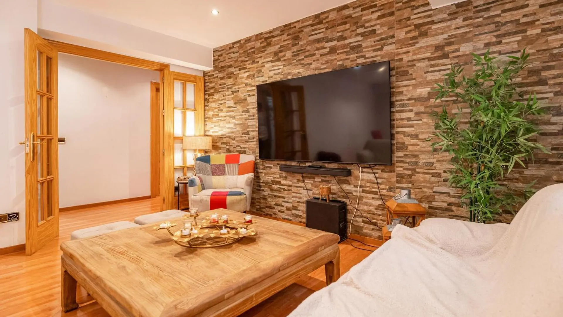 3 Bedroom Amazing Apartment In المرية